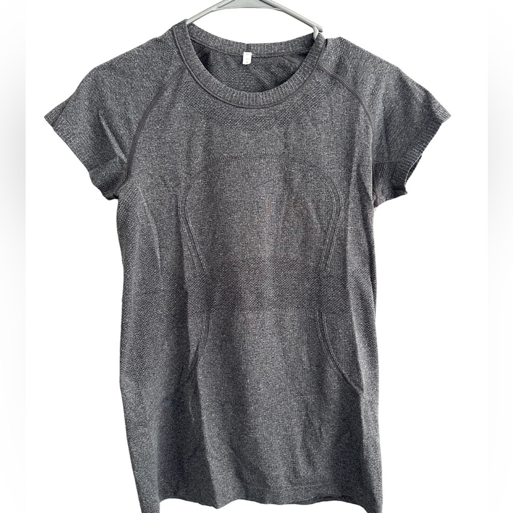 LULULEMON Run: Swiftly Tech Short Sleeve Paisley Heathered Black Shirt Size 8